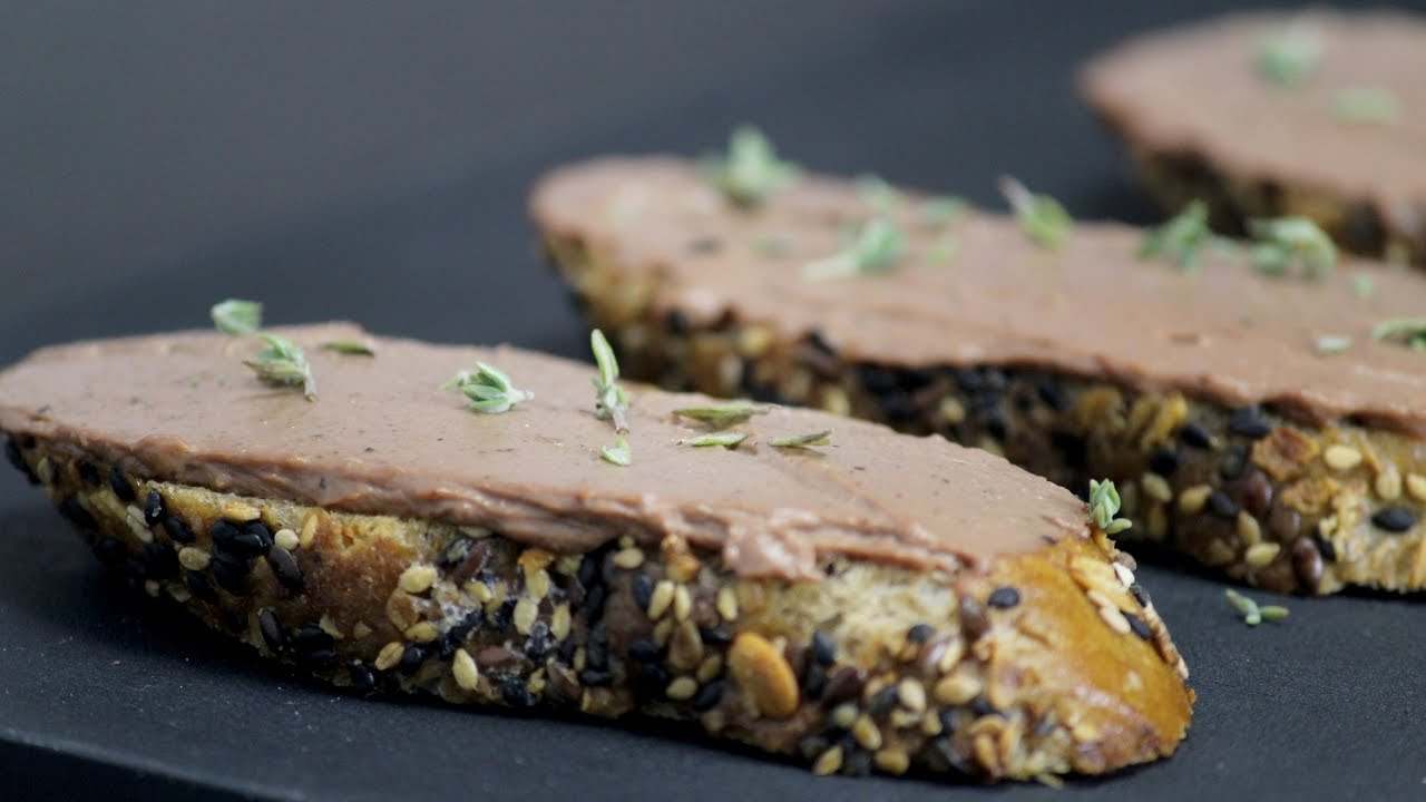 Chicken Liver Pate With Garlic Toasts