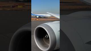 Boeing 787-9 Engine Sound ! Take off from Tokyo Haneda Airport to Paris CDG (Star Wars R2-D2 paint)