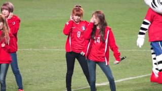 130326 4Minute (Sohyun Focus) - 'Hot Issue' @ South Korea vs. Qatar World Cup Qualifier [FANCAM]