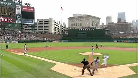 2011/09/25 Young's RBI single