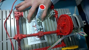 [geeknest] fischertechnik 2d plotter #2