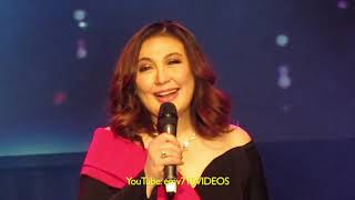 SHARON SINGS MEDLEY OF HER HITS IN TORONTO 2019
SHARON CUNETA sings her medley of hit songs at 40 YEARS SHARON CONCERT in TORONTO last MARCH 29 2019.
It was really a memorable night for me... very NOSTALGIC!
Malikot or magalaw po ang kuha ko kasi napakalikot ng nasa unahan ko. Iwas po ako nang iwas sa kanya. Simpleng manonood din lang po ako kaya I have no control kung malikot ang nasa harapan ko
#40yearssharon #toronto #sharoncuneta SHARON SINGS MEDLEY OF HER HITS IN TORONTO 2019