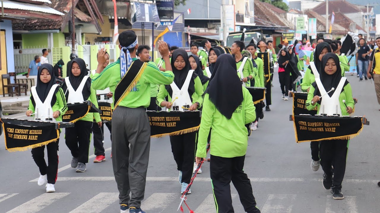 Marching Band MAN 1 Sumbawa Barat