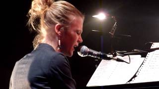 Trixie Whitley - I can&#39;t stand the rain / Pieces @ Gent Jazz 2010