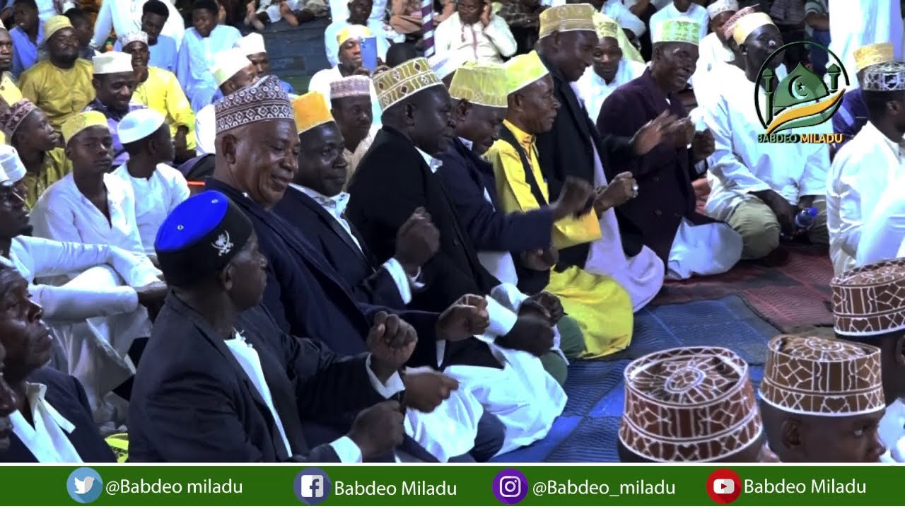 MADRASAT NUURI MTONI DSM WAKONGWE WA DUFU KUBWA | BAYATI NA RASTI - MAULIDI MASJID NNUR MBWENI DSM