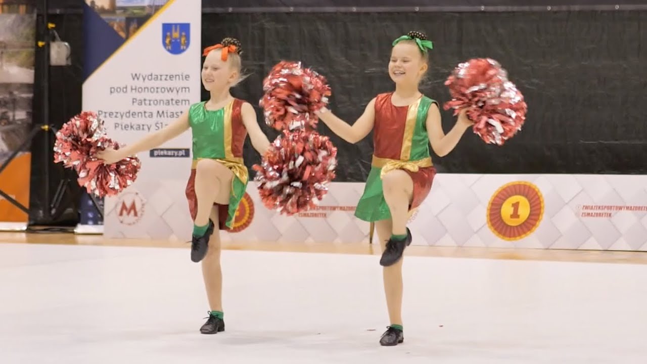 Mażoretki Uśmiech Tworków  / pompon duo trio | Piekary Śląskie