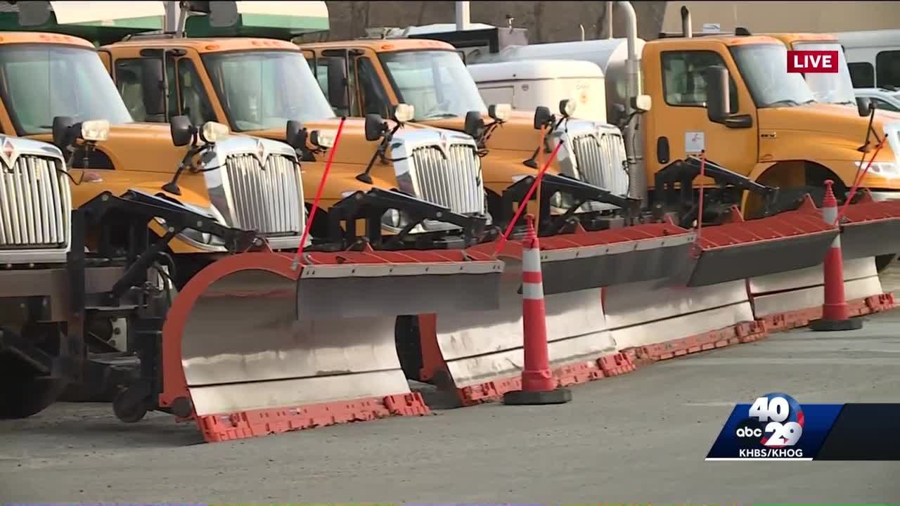 Fort Smith road crews pretreat streets ahead of winter storm