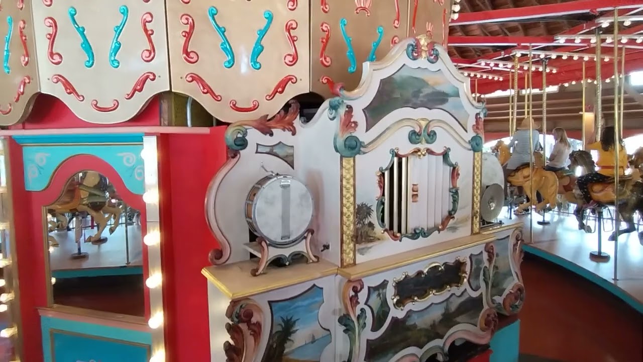 Antique Carousel P.O.V. Ride at Canobie Lake Park