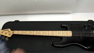 1981 Kramer Pioneer Bass w case