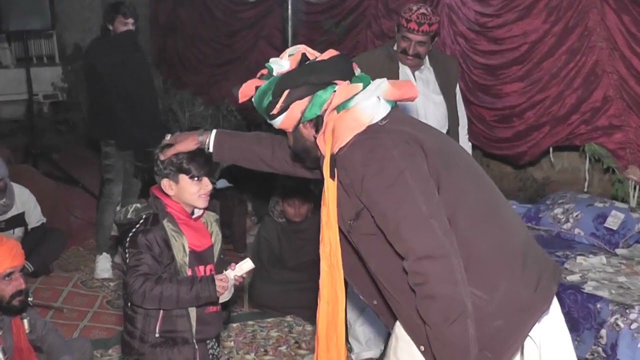 aj mera jee karda gunj shakar di lad lag ji jashn e fareed sabar
