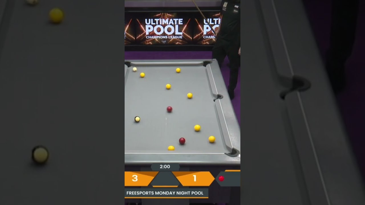 Oh Dom Cooney! Unbelievable fluke makes the crowd go wild! 😲 #billiards #ultimatepool #billiard