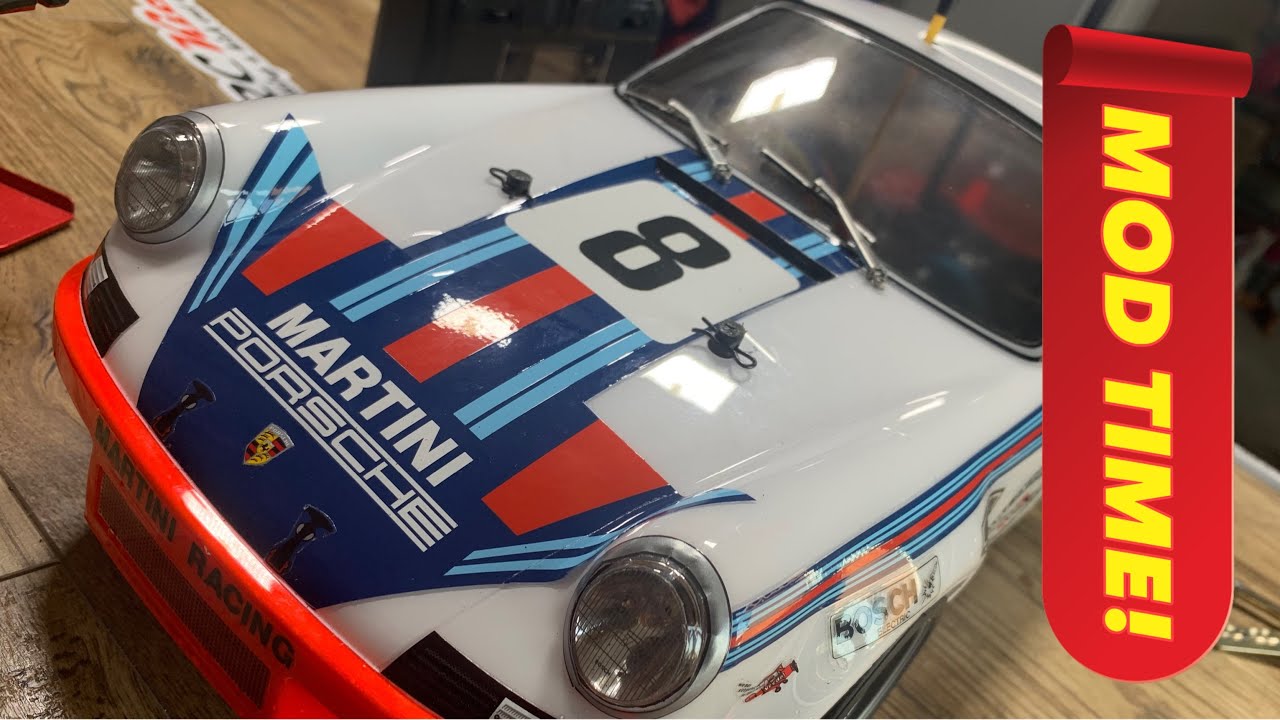 video Tamiya Porsche 911 Carrera RSR Martini (TT-02) Remote Controlled Car