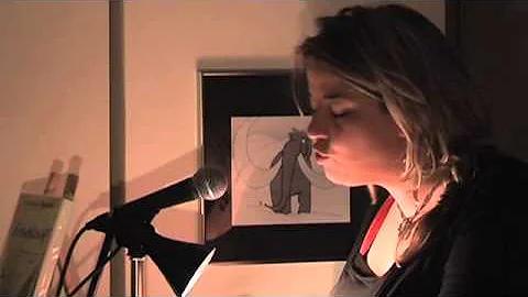 Jenny Jacoby liest aus "Arschloch! von Mauricio Bo...