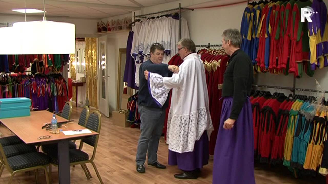 Hulpsinten maken zich op voor heerlijk avondje +VIDEO