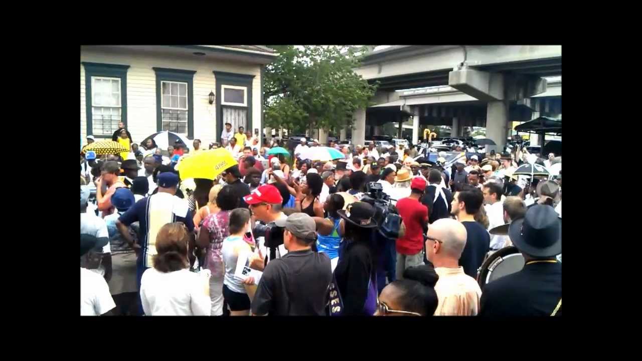 Charbonnet Funeral Home New Orleans East - Homemade Ftempo