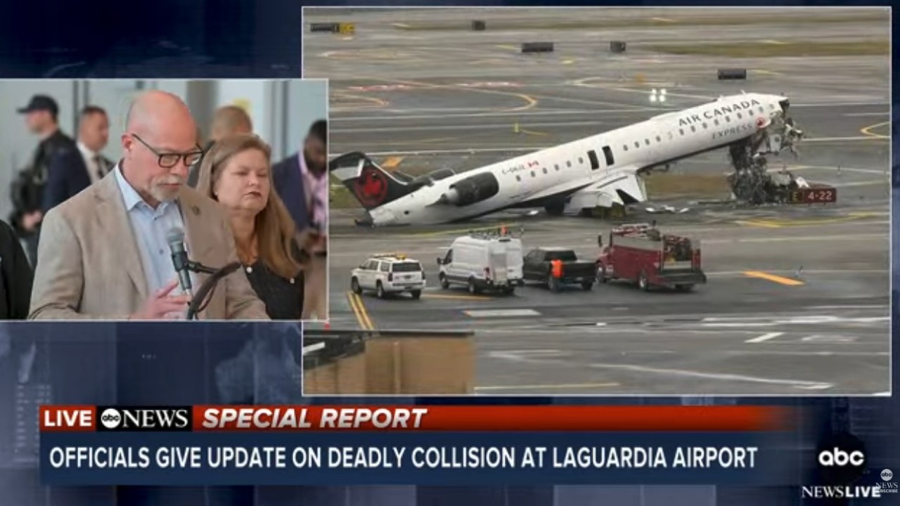 LaGuardia Airport crash latest