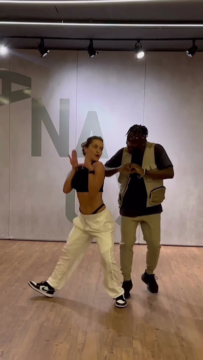 Rema - Calmdown (Dance Video) Dc: @LoicReyel