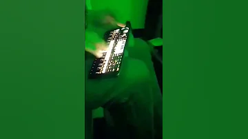 مزمار حول العالم وعريض ورعاش أوشا مصر 