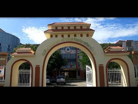 TRƯỜNG THPT CHUYÊN HUỲNH MẪN ĐẠT