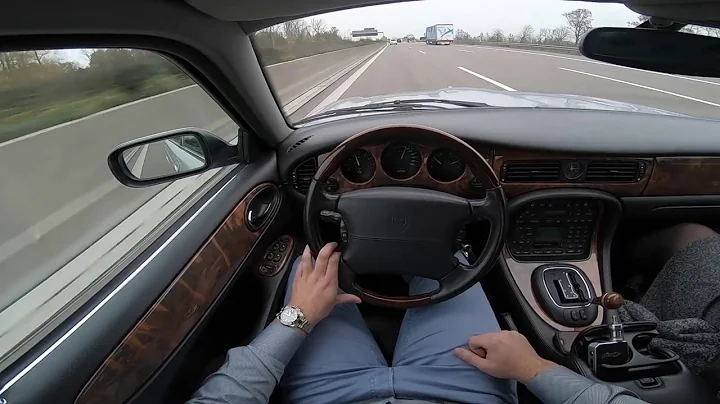 Jaguar XJ8 4.0 V8 AUTOBAHN POV