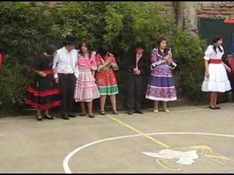 Daniela Belen en la pea del colegio Nazareth