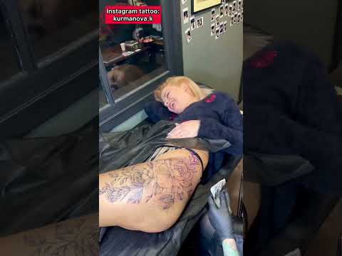 Видео: Виктория Бекъм се отърва от татуировки, посветени на съпруга си