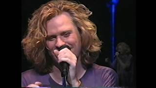 Video thumbnail of "Me and Mrs Jones - Daryl Hall Live in Tokyo 1994 - @rocknsoul72"