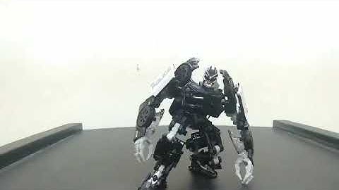 Transformer - barricade short flash stop motion