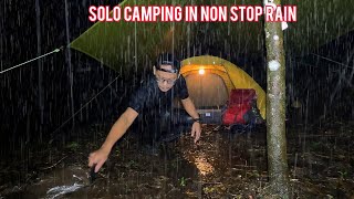 SOLO CAMPING HEAVY RAIN  STRUGGLE TO SET UP A TENT IN NON STOP RAIN