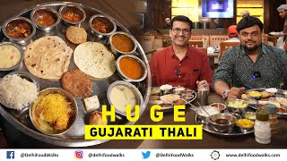 The Grand GUJARATI THAL in Rajkot I Kathiawari Snacks - Puran Puri + Ghugra  + Lily Chutney + Bhel