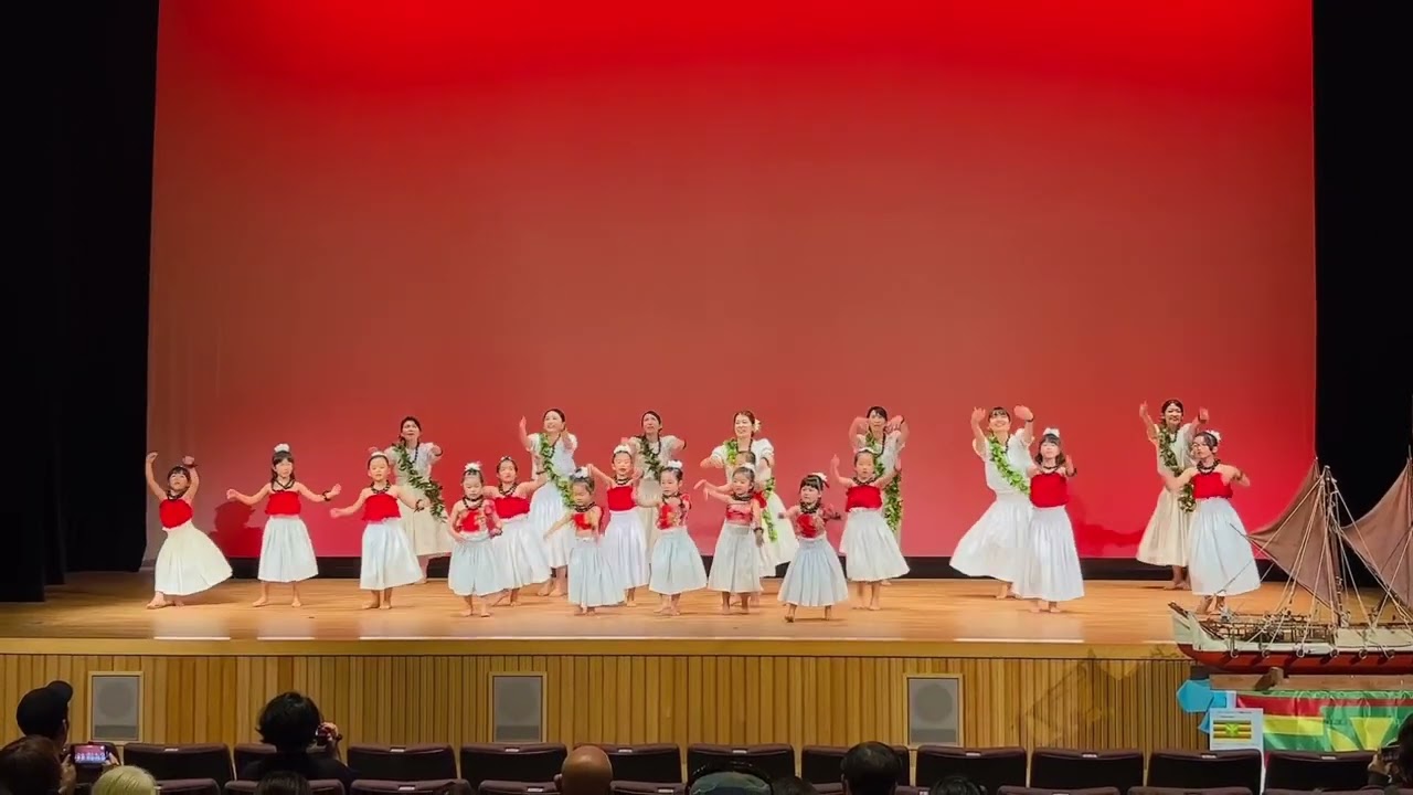 2023.10.22.ホクレア　フラダンス　ラフアロハ　「ウルパラクア」