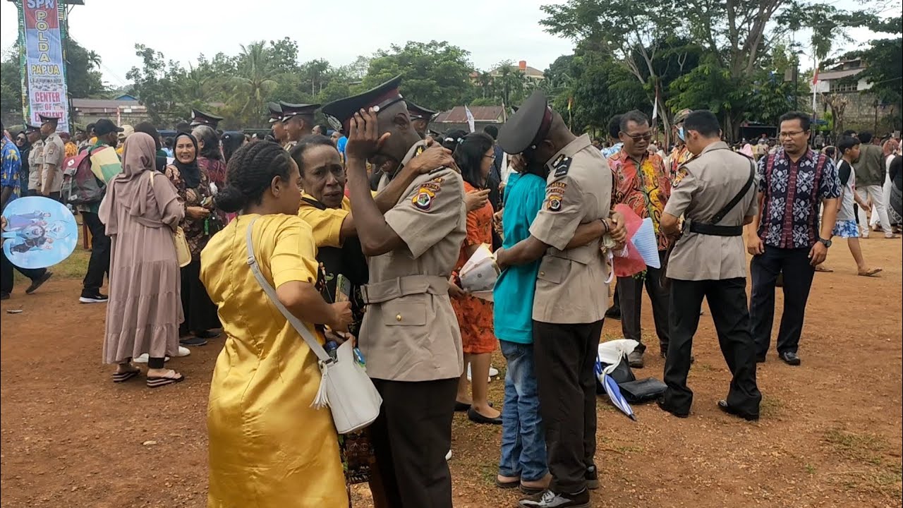 Momen Haru Penutupan Pendidikan pembentukan Bintara Polri Gel II tahun 2022