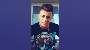حالة واتس علي قدوره لما موتي عشاني وبقيتي عشقاني 