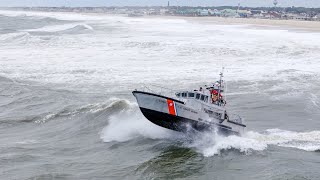 Download Lagu Coast Guard Battles 15ft Waves | Hurricane Erin Surf Training at Manasquan Inlet 8/21/25 MP3 Download Lagu Coast Guard Battles 15ft Waves | Hurricane Erin Surf Training at Manasquan Inlet 8/21/25 MP3