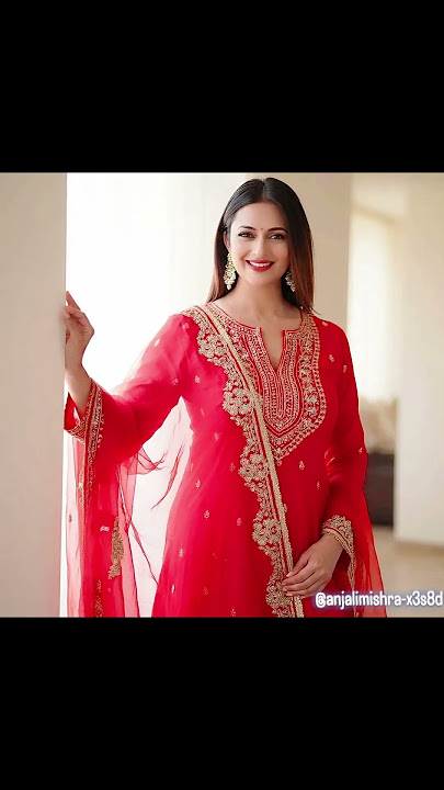 Looking pretty ❤️ Divyanka tripathi ❤️ Song ke liye comment kare #shortvideo #viralvideo