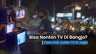 Laris Manis Jual TV Bekas di Sekitar Lampu Lalu Lintas Kota Jogja