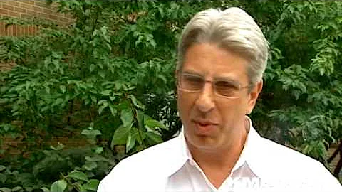 How To Look For Signs Of Bed Bugs In Hotels