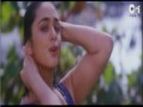 Preity Zinta Looking Hot And Sexy - Soldier