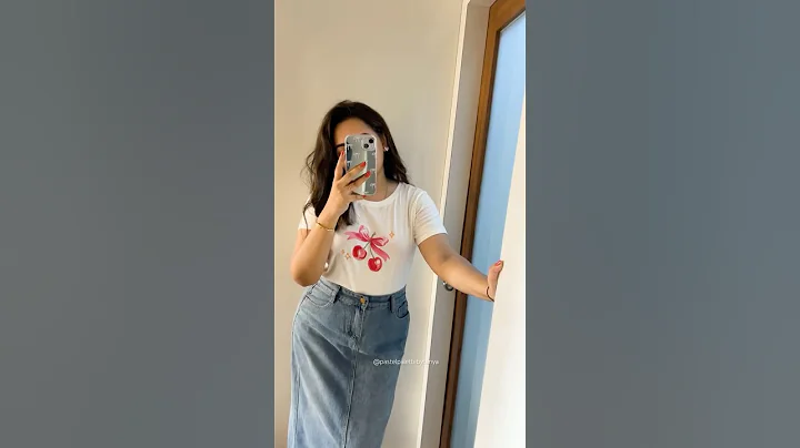 Tshirt painting🍒 #artshorts #floraart #tshirtpainting #fabricpainting #fabricart #fabricpaint #DIY