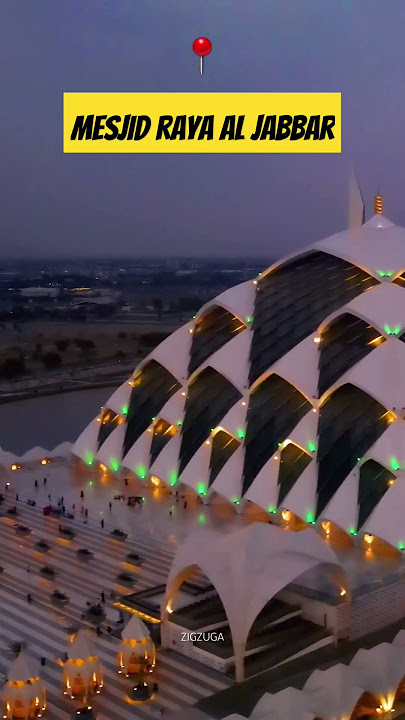 Maula ya Sholli Wasallim Daiman Abada, Ala Habibika Khoiril Kholqi Kullihimi.