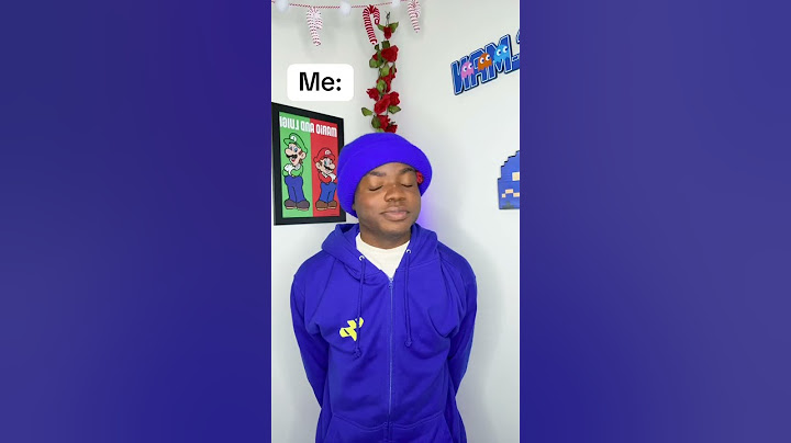 Pov: you give your short friend a gift 😂