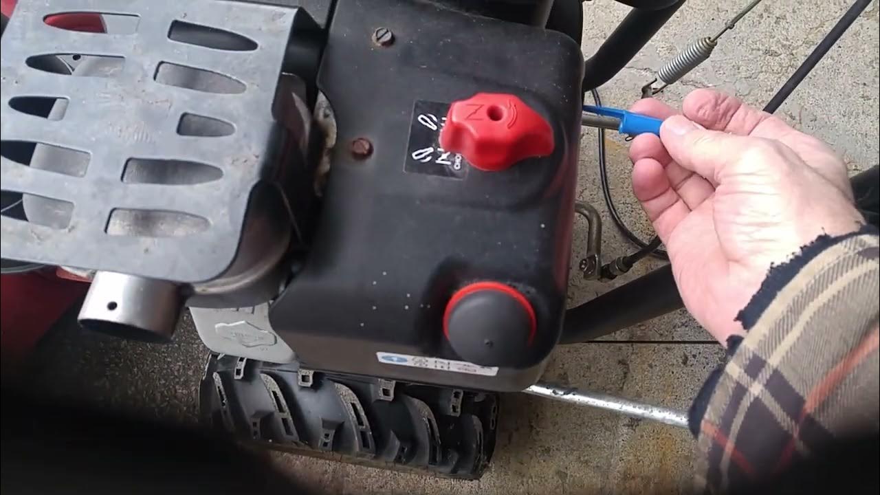 I lost my snow blower key, had to improvise! Oct 2022 YouTube