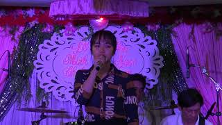 Download Nữ Organ Xinh đẹp Tuyết Nhi Hát Giao Lưu Bài Về Đây Anh Thật Hay _ TÂn HÔn Minh Video MP3 Nữ Organ Xinh đẹp Tuyết Nhi Hát Giao Lưu Bài Về Đây Anh Thật Hay _ TÂn HÔn Minh
