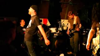 Bisongrass - 'Desert Rose'. Live @ The Tunnels (071213) by Simon White 56 views 10 years ago 5 minutes, 48 seconds