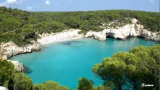 Cala mitjana Menorca ( islas baleares )