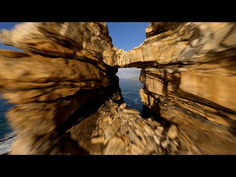 Cinematic FPV Surfing - Mazunte Oaxaca