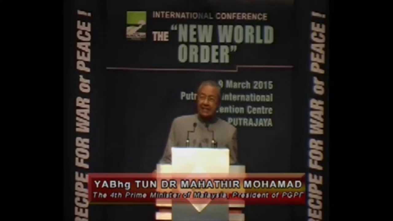 Tun Dr Mahathir and Tan Sri Norian - YouTube
