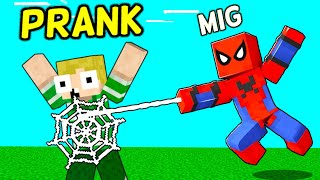 SPIDER MAN PRANK på Emil!! - Dansk Minecraft