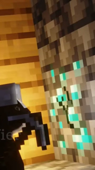 The Maxwell Cat playing Minecraft! #shorts Cred:Mafier