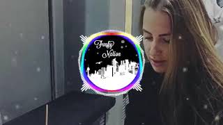Download Lagu CWE PIRANG MIRANDA HENDRO E X REYVI KAUROW AND RIVO TUMION (GRS REMIX)